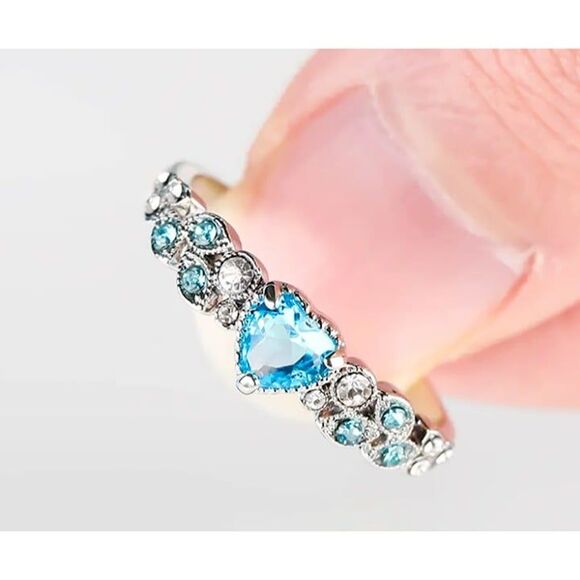 Silver Light BLUE HEART Stone & Leaves Ring Size 7 - Picture 2 of 5